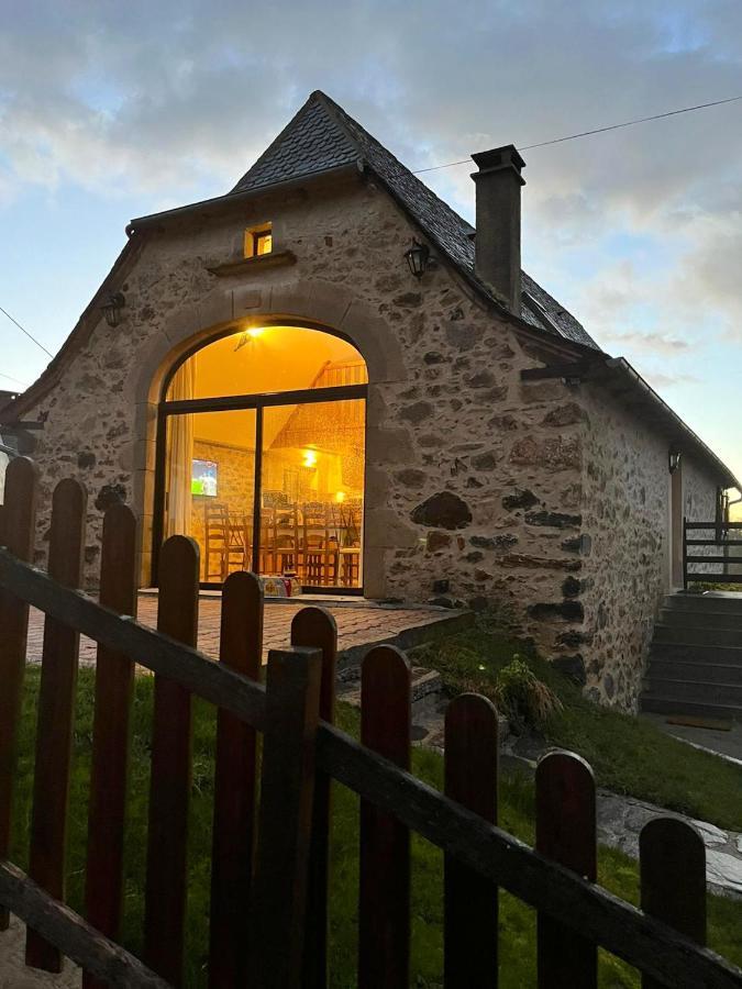 Maison Charmante A Maleville Avec Jardin Prive Et Parking.B Exteriér fotografie